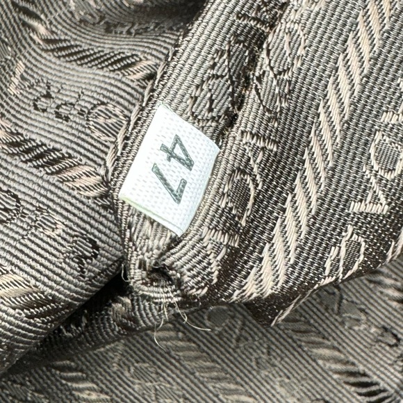 Prada - Authentic - Canvas Olive colored Shoulder /Tote Bag - Picture 14 of 16